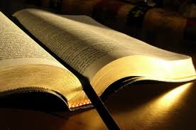 EVANGELHO DO DIA º DE MAIO - JOÃO  3,31-36